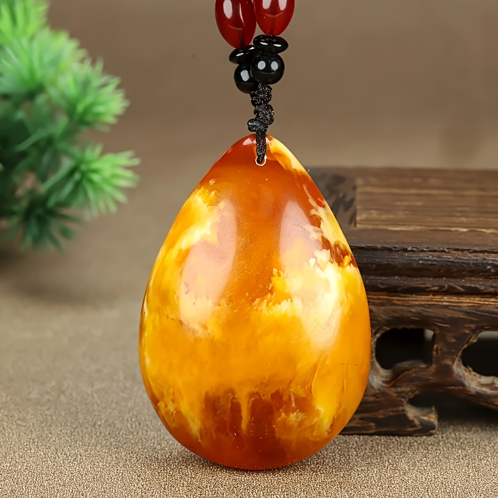 New Second-Generation Chicken Yellow Aged Honey Wax Teardrop Pendant